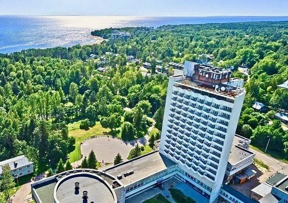Пансионат Балтиец в Репино