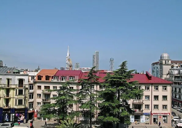 Mardi Plaza